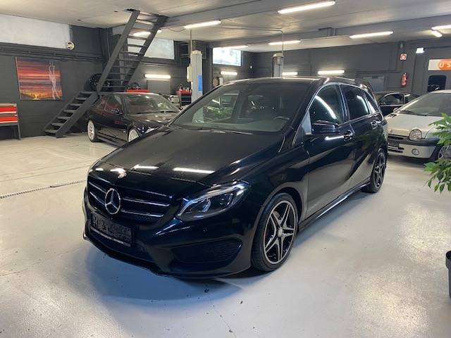 Mercedes-Benz  Classe B Pack AMG - AUTO ALVVO
 
